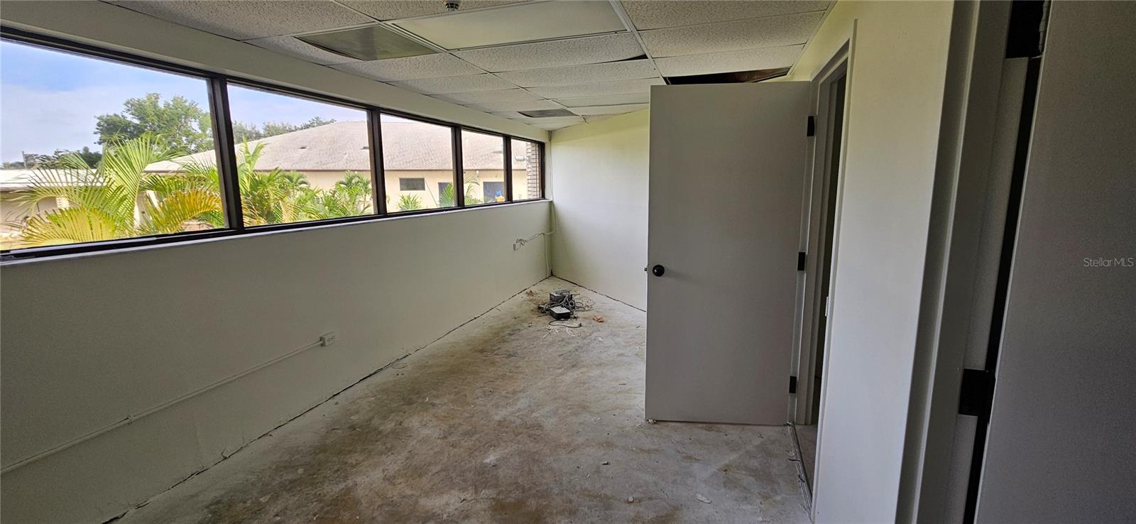 11501 WALKER AVE — photo 18