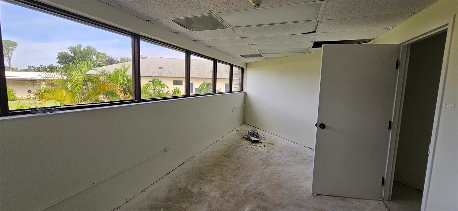 11501 WALKER AVE — photo 21