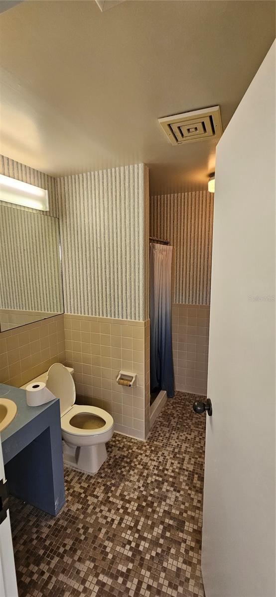 11501 WALKER AVE — photo 21