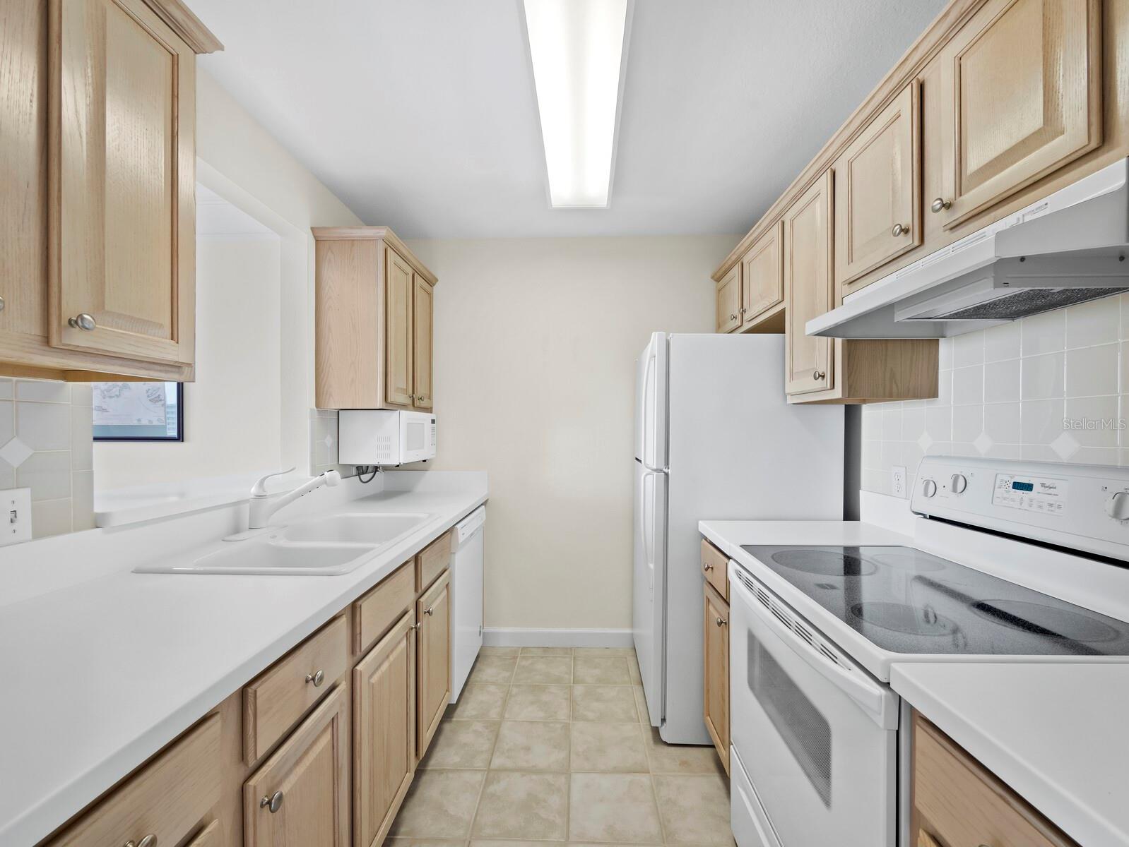 750 N TAMIAMI TRL #906 — photo 14