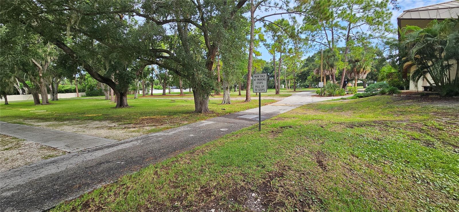 11501 WALKER AVE — photo 4