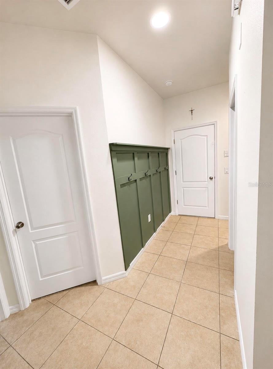 1518 RHODESWELL LN — photo 20