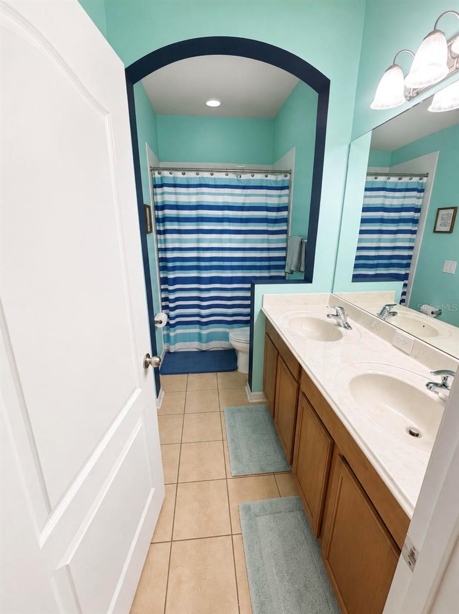 1518 RHODESWELL LN — photo 17