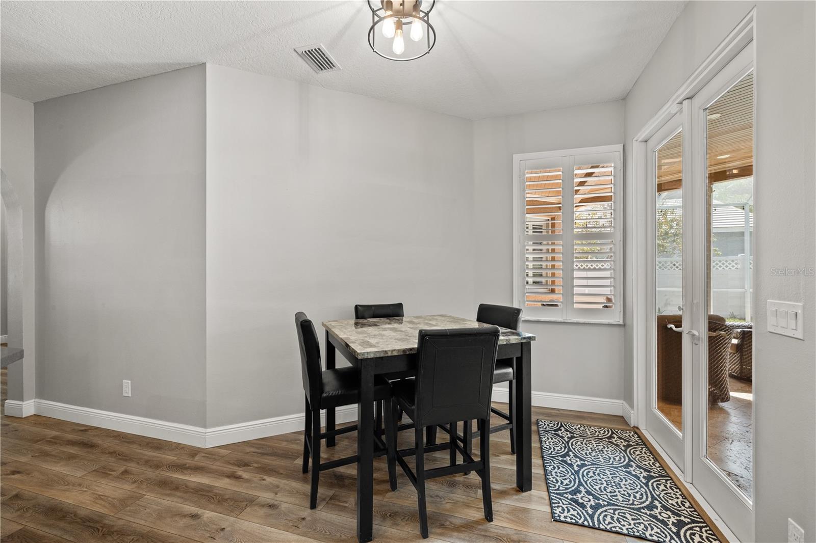9323 WELLINGTON PARK CIR — photo 29