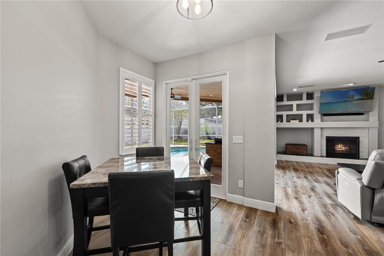 9323 WELLINGTON PARK CIR — photo 15