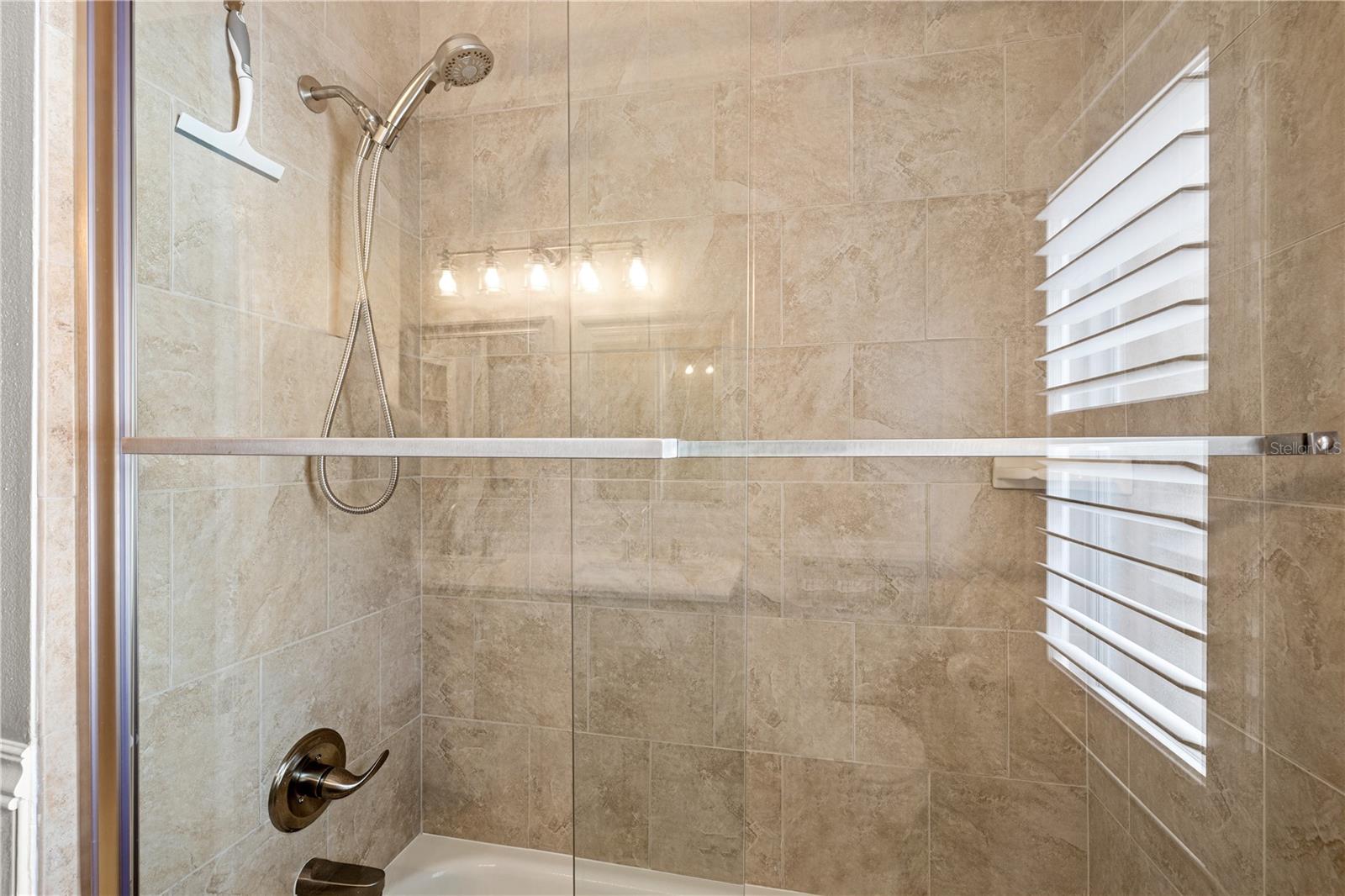 9323 WELLINGTON PARK CIR — photo 51
