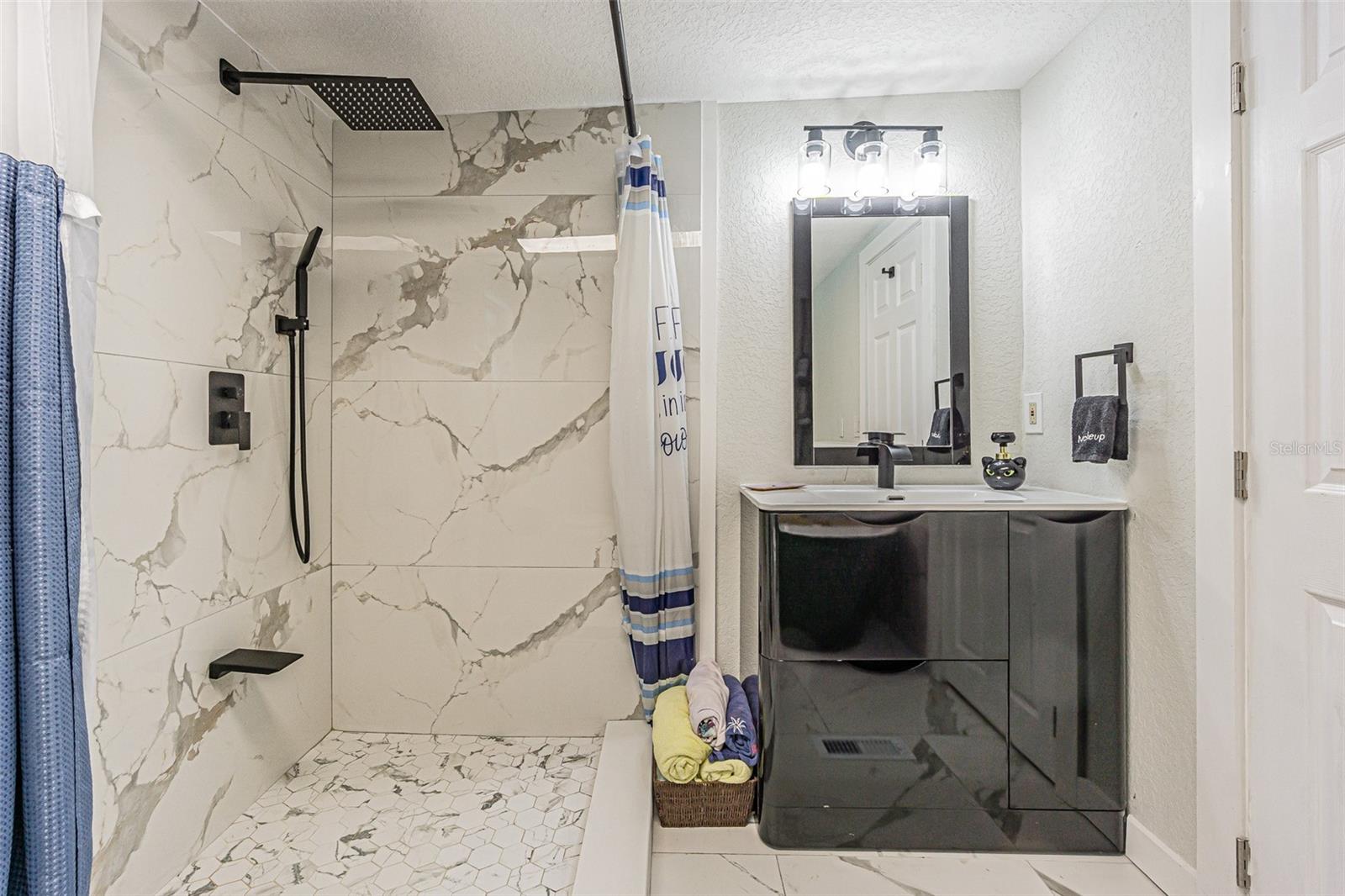 11420 ENGLISH WALNUT ST — photo 24