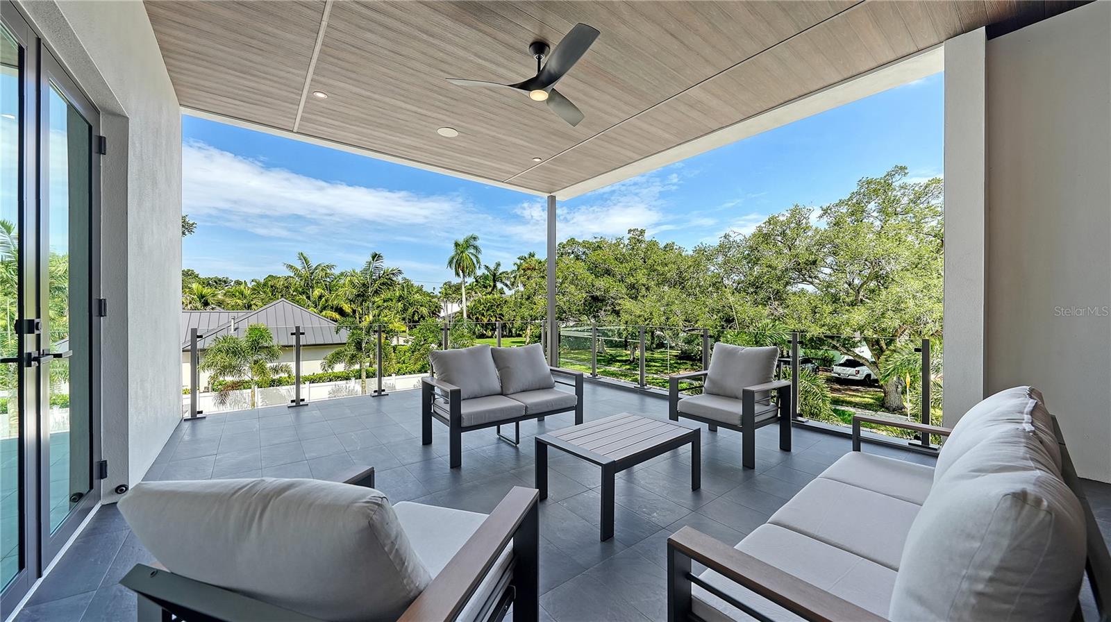 1960 BOYCE ST — photo 50