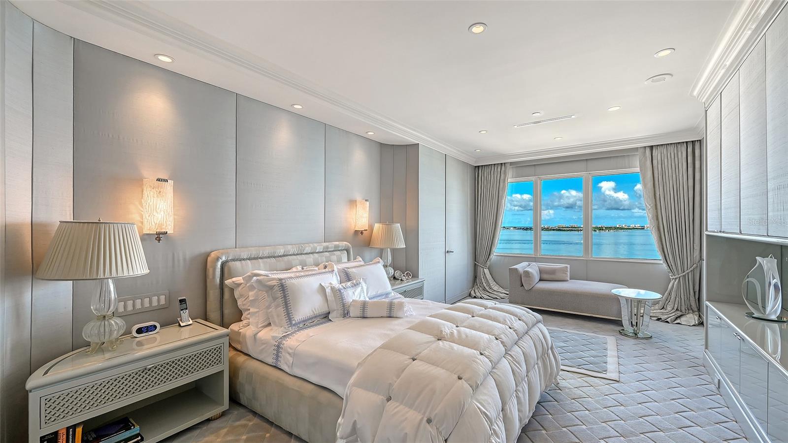 1111 RITZ CARLTON DR #1202 — photo 34