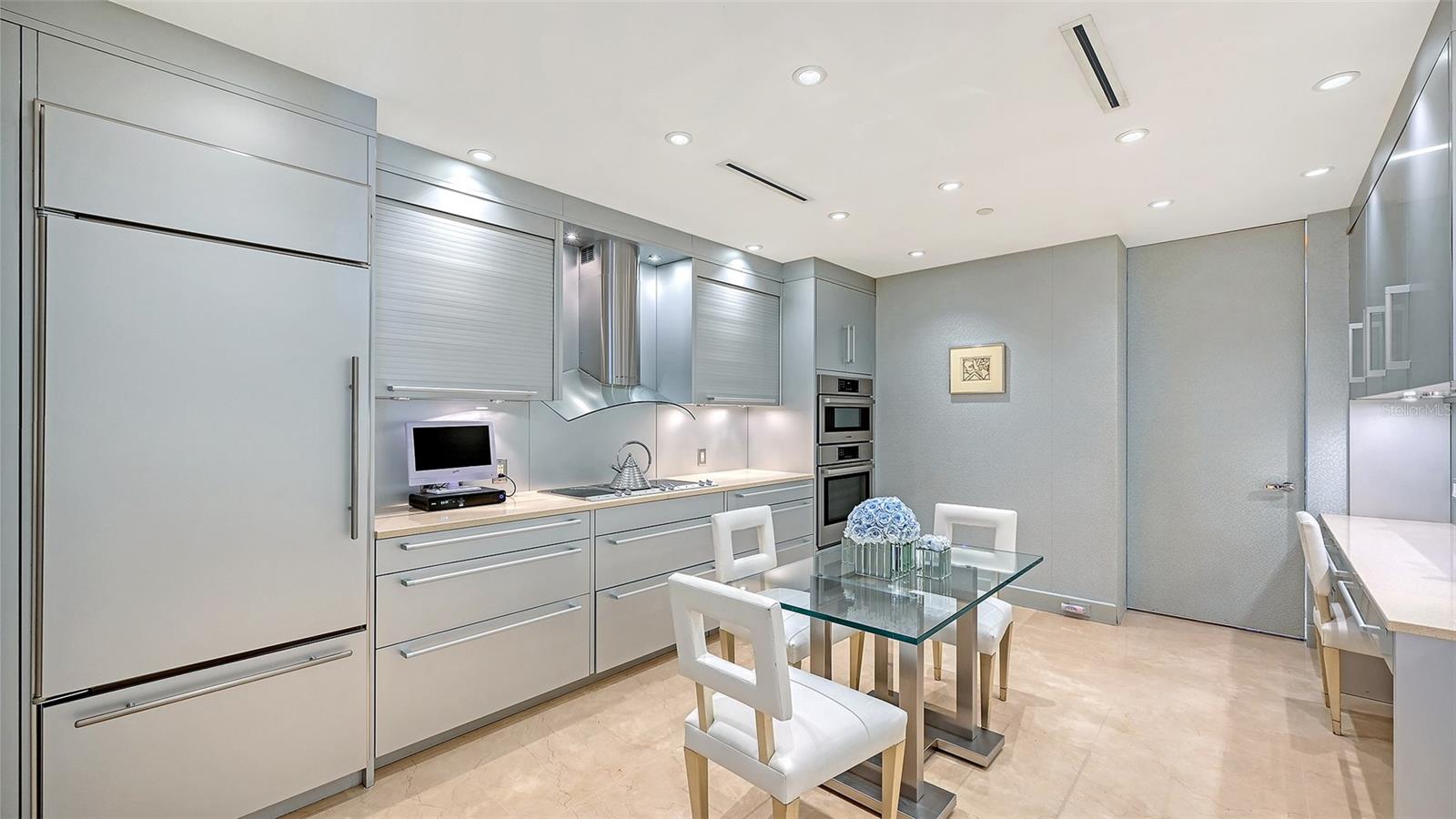 1111 RITZ CARLTON DR #1202 — photo 32