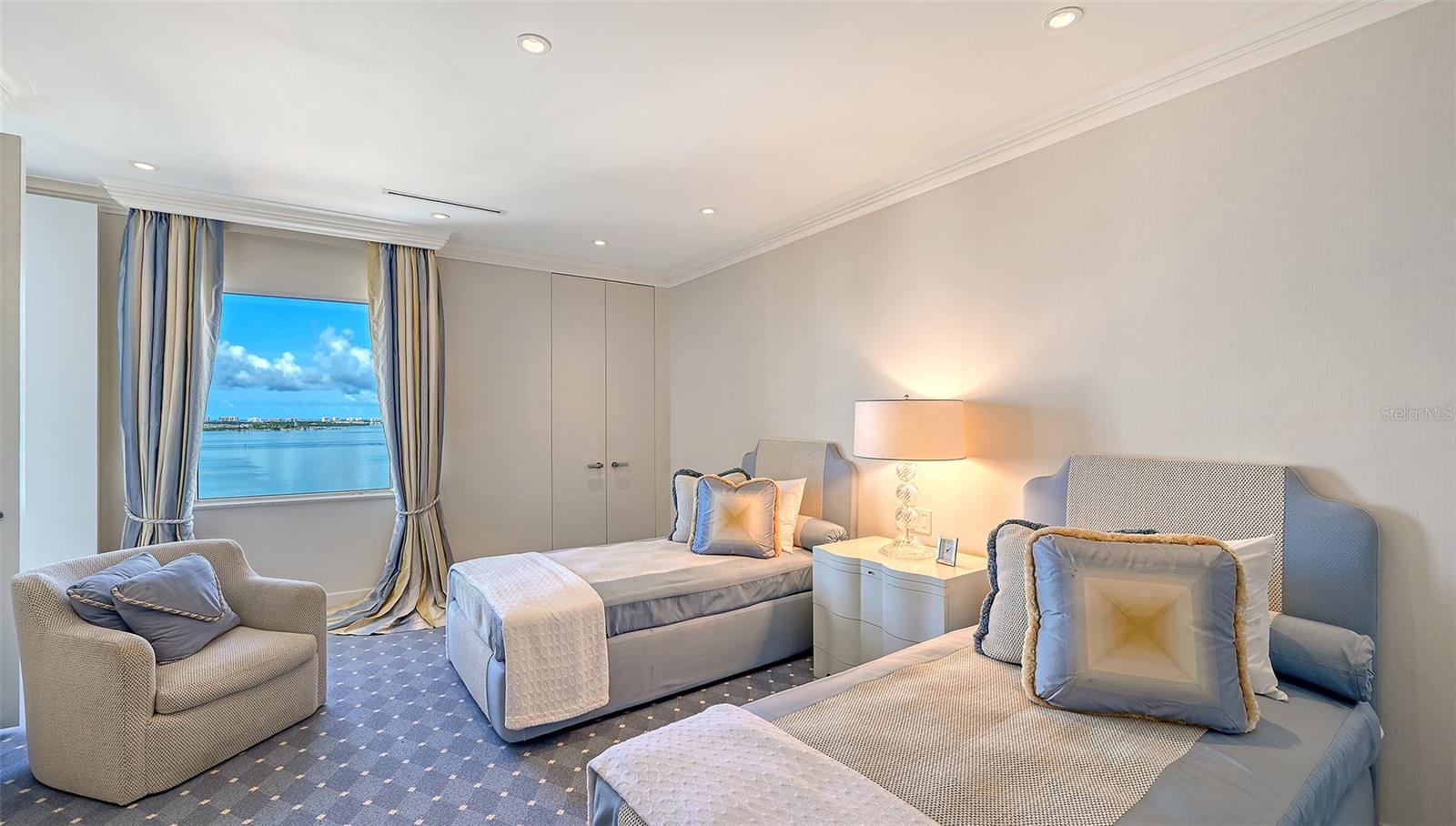 1111 RITZ CARLTON DR #1202 — photo 46
