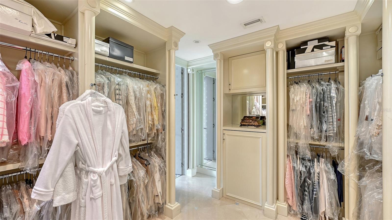 1111 RITZ CARLTON DR #1202 — photo 40