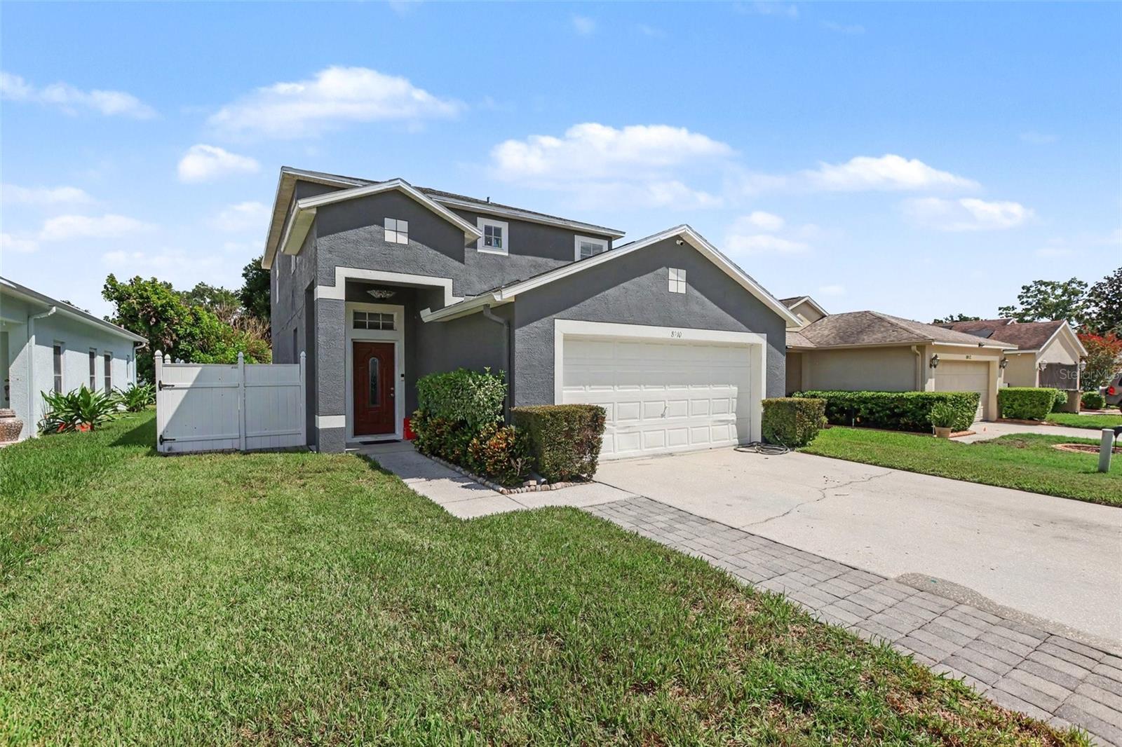 8910 BRIDGEFORD OAKS DR — photo 4