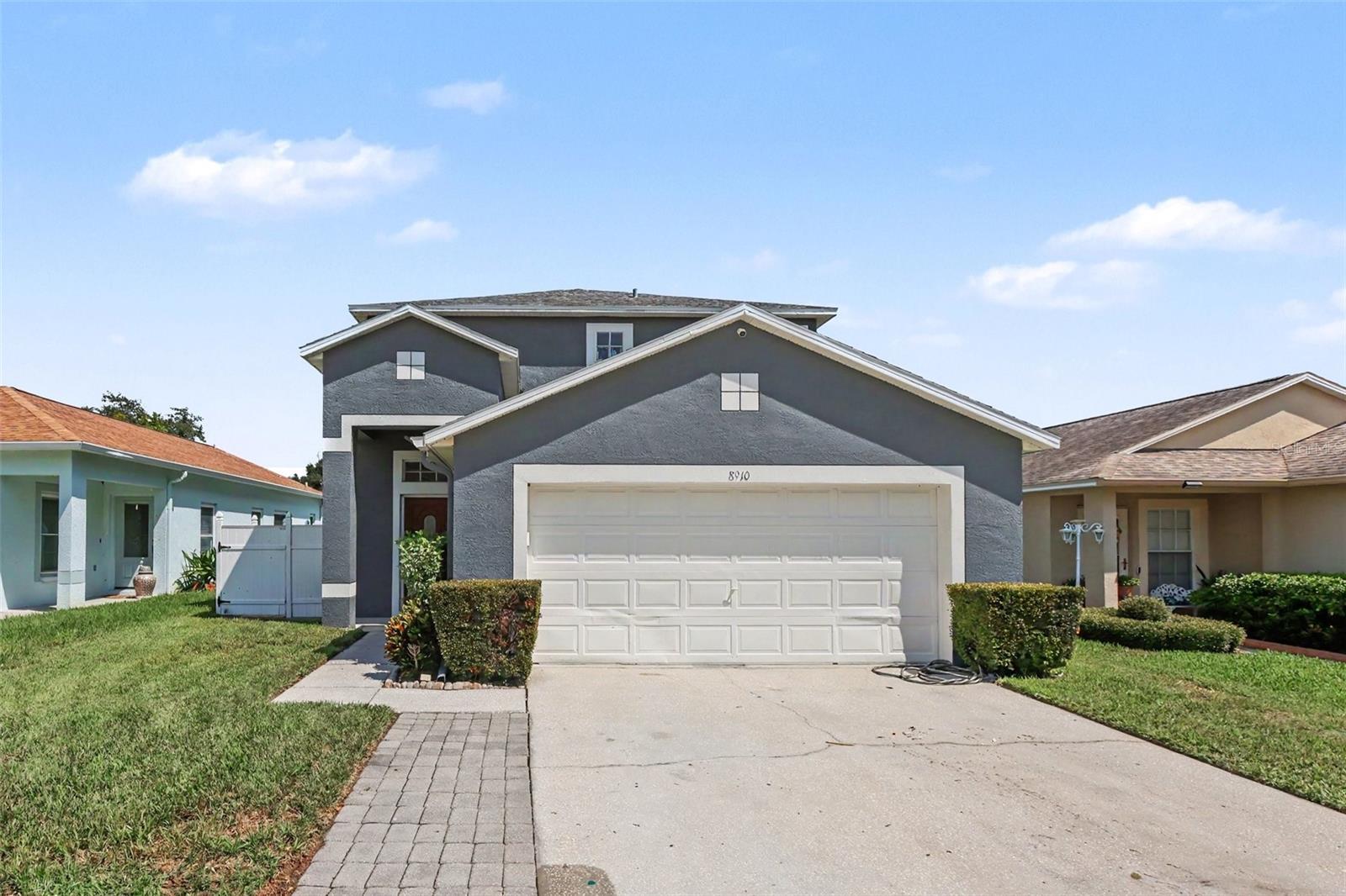 8910 BRIDGEFORD OAKS DR — photo 2