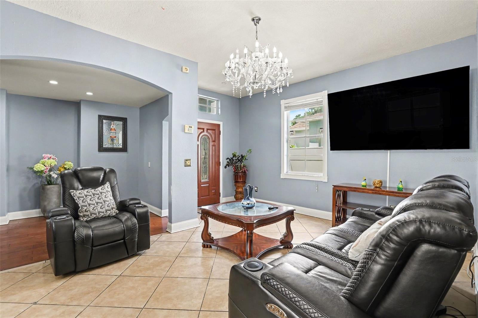 8910 BRIDGEFORD OAKS DR — photo 7