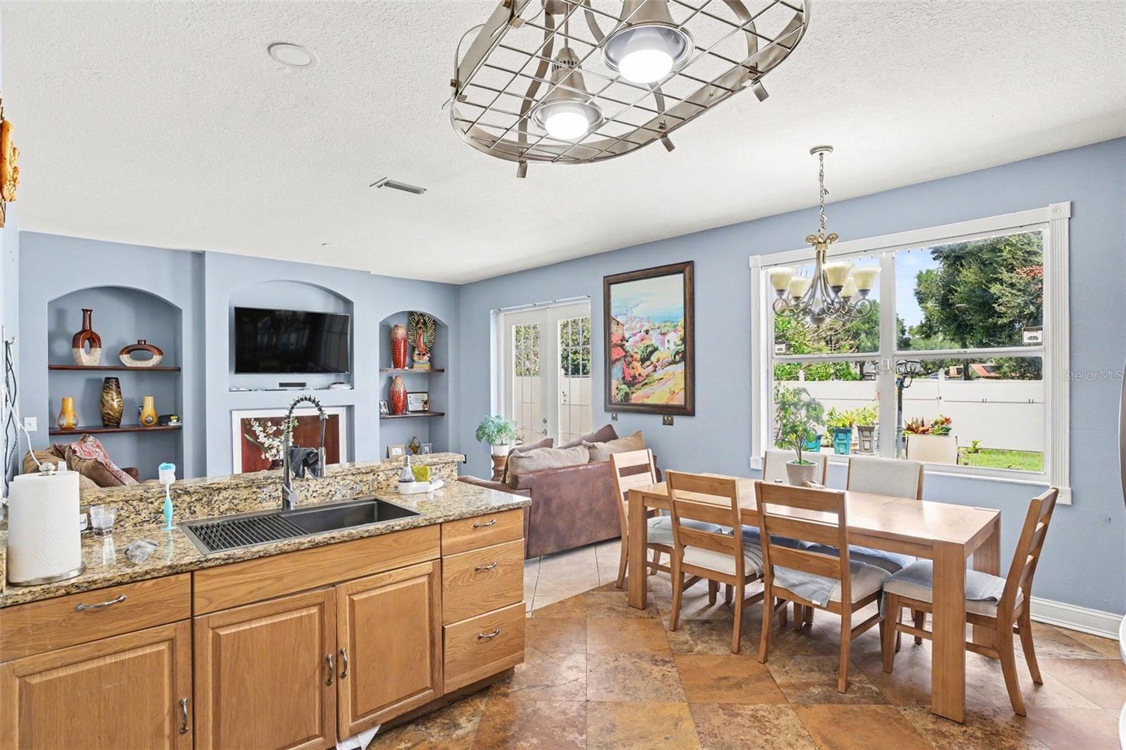8910 BRIDGEFORD OAKS DR — photo 9
