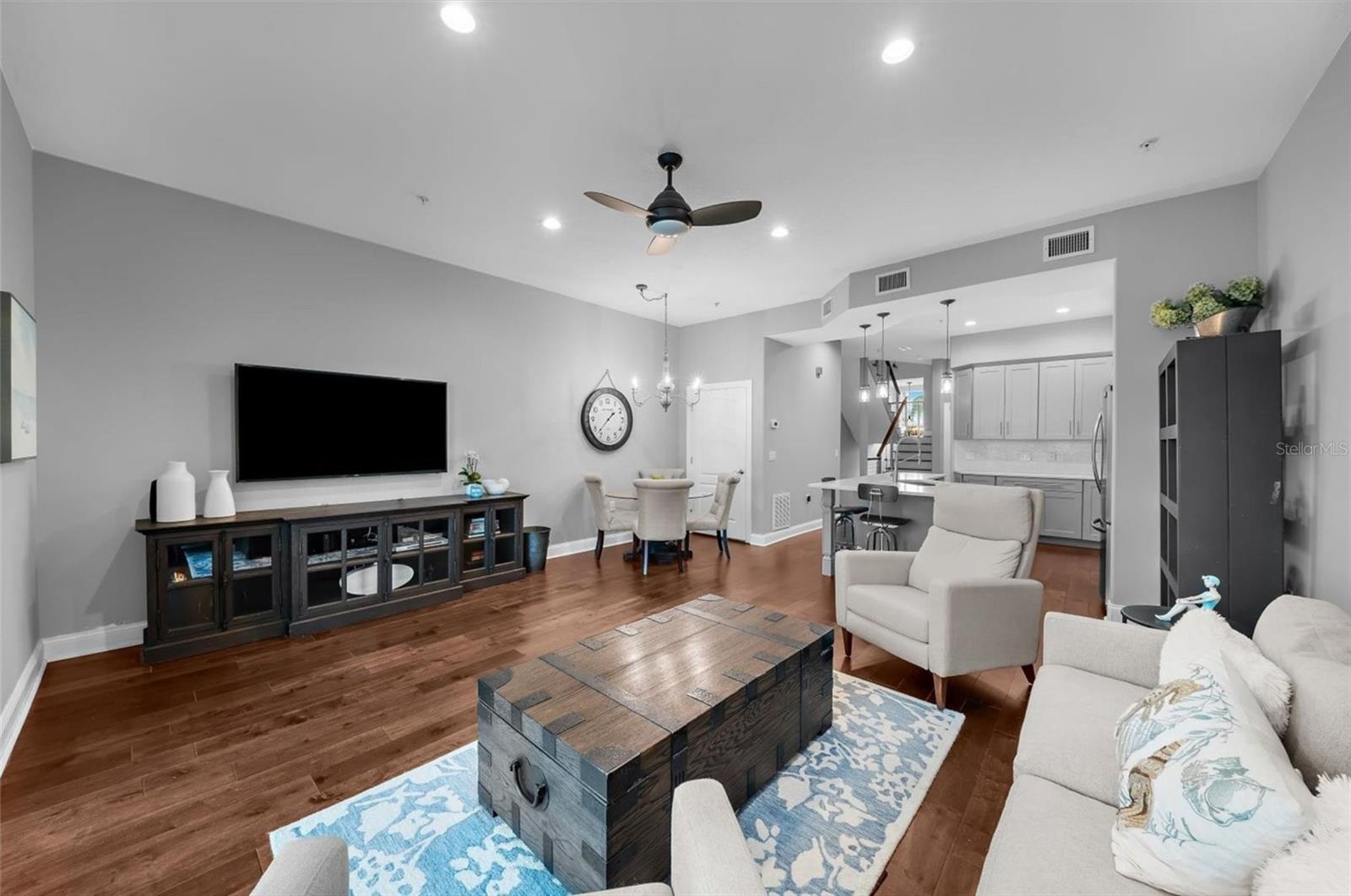 200 BRIGHTWATER DR #8 — photo 9