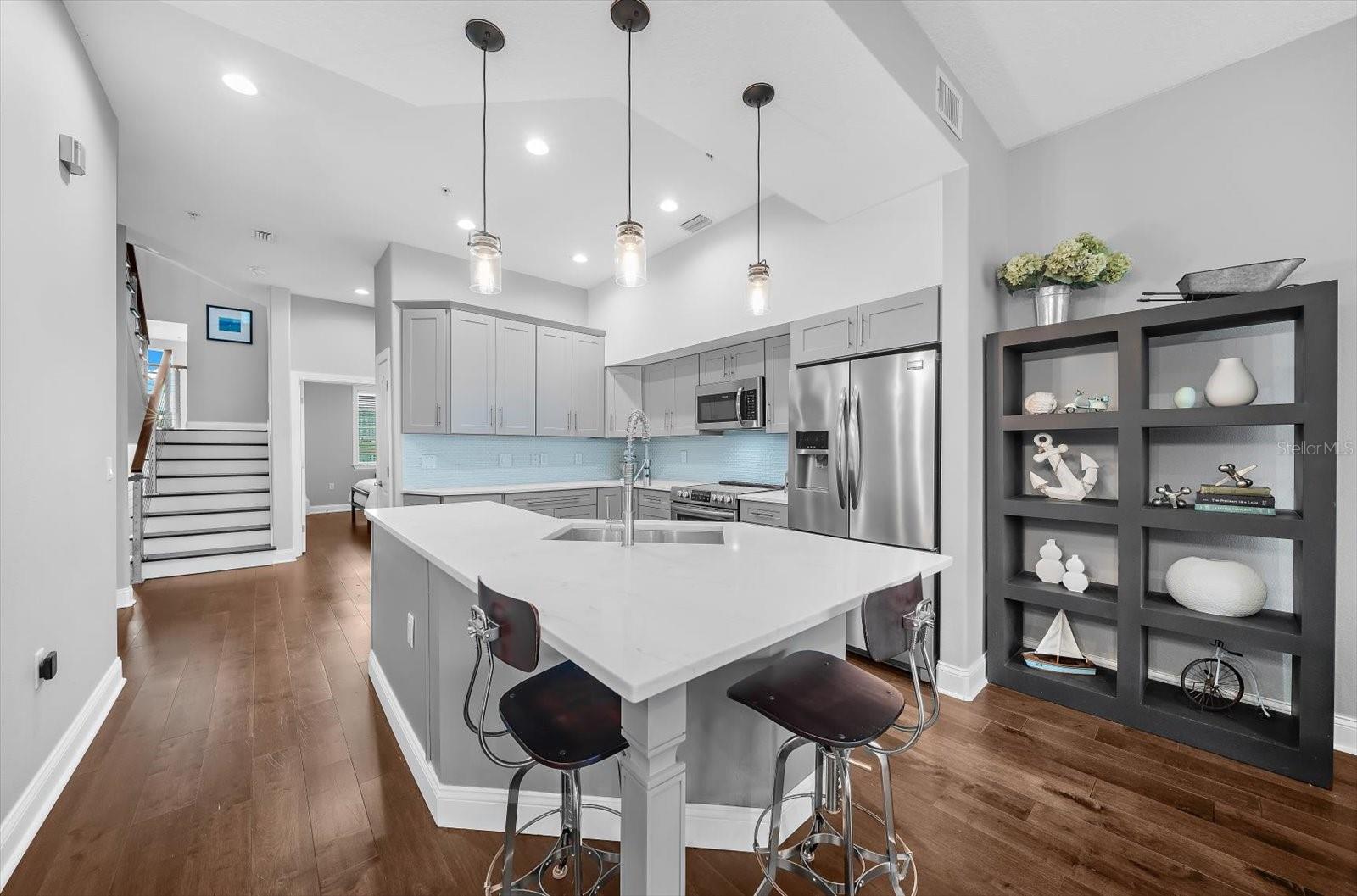 200 BRIGHTWATER DR #8 — photo 18