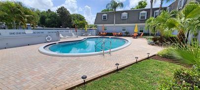 1712 BELLEAIR FOREST DR #A — photo 2