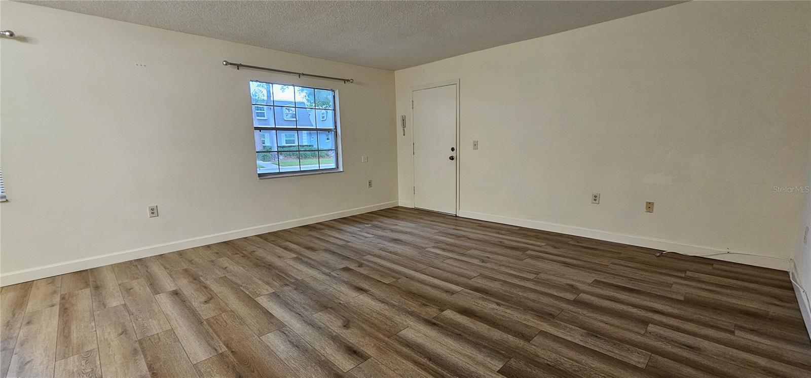 1712 BELLEAIR FOREST DR #A — photo 5