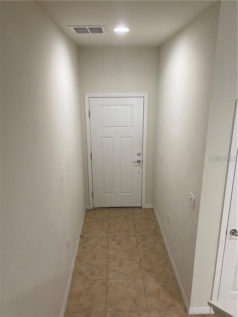 9141 HILLCROFT DR — photo 7