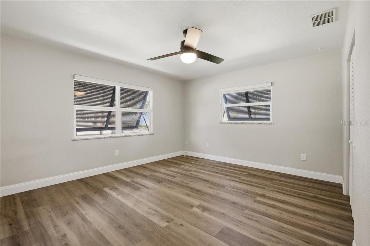 1837 PASADENA DR — photo 8