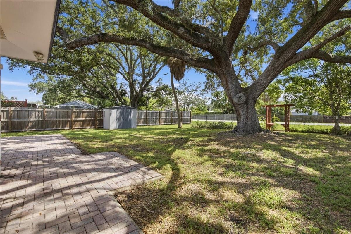 1837 PASADENA DR — photo 23