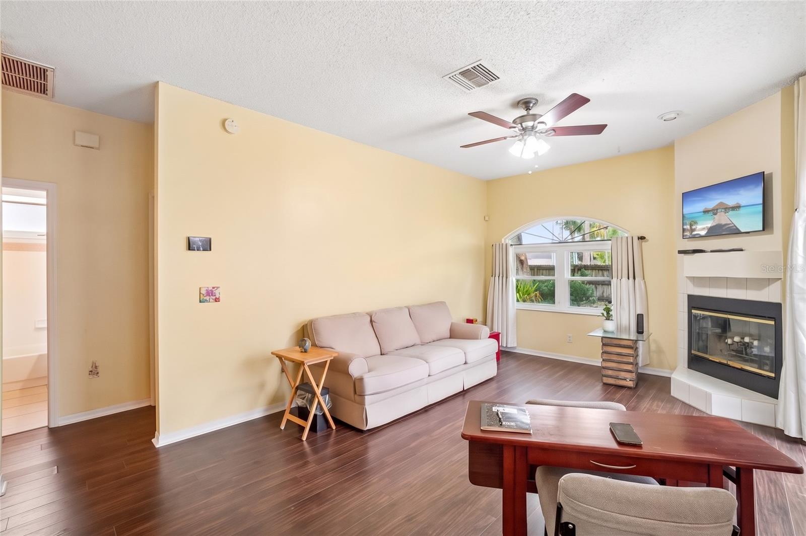 1605 SAND HOLLOW LN — photo 14