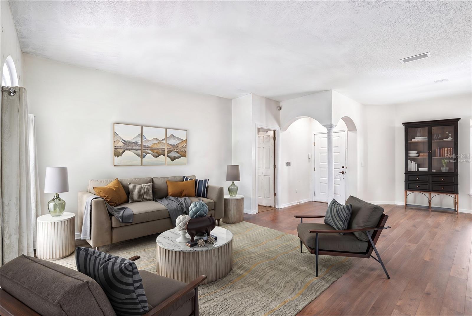 1605 SAND HOLLOW LN — photo 5