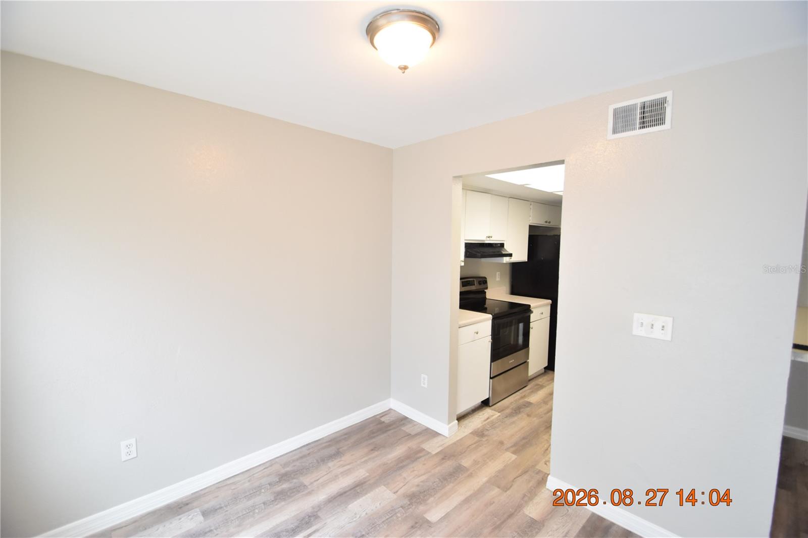5009 TERRACE VILLAGE LN — photo 18