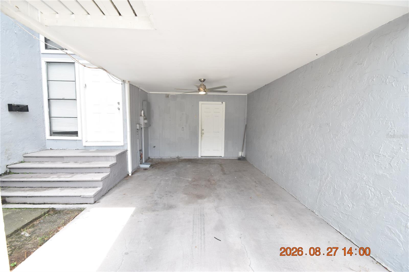 5009 TERRACE VILLAGE LN — photo 3