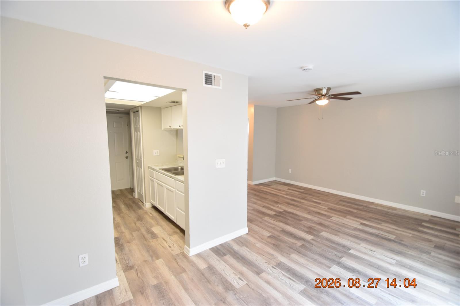 5009 TERRACE VILLAGE LN — photo 17