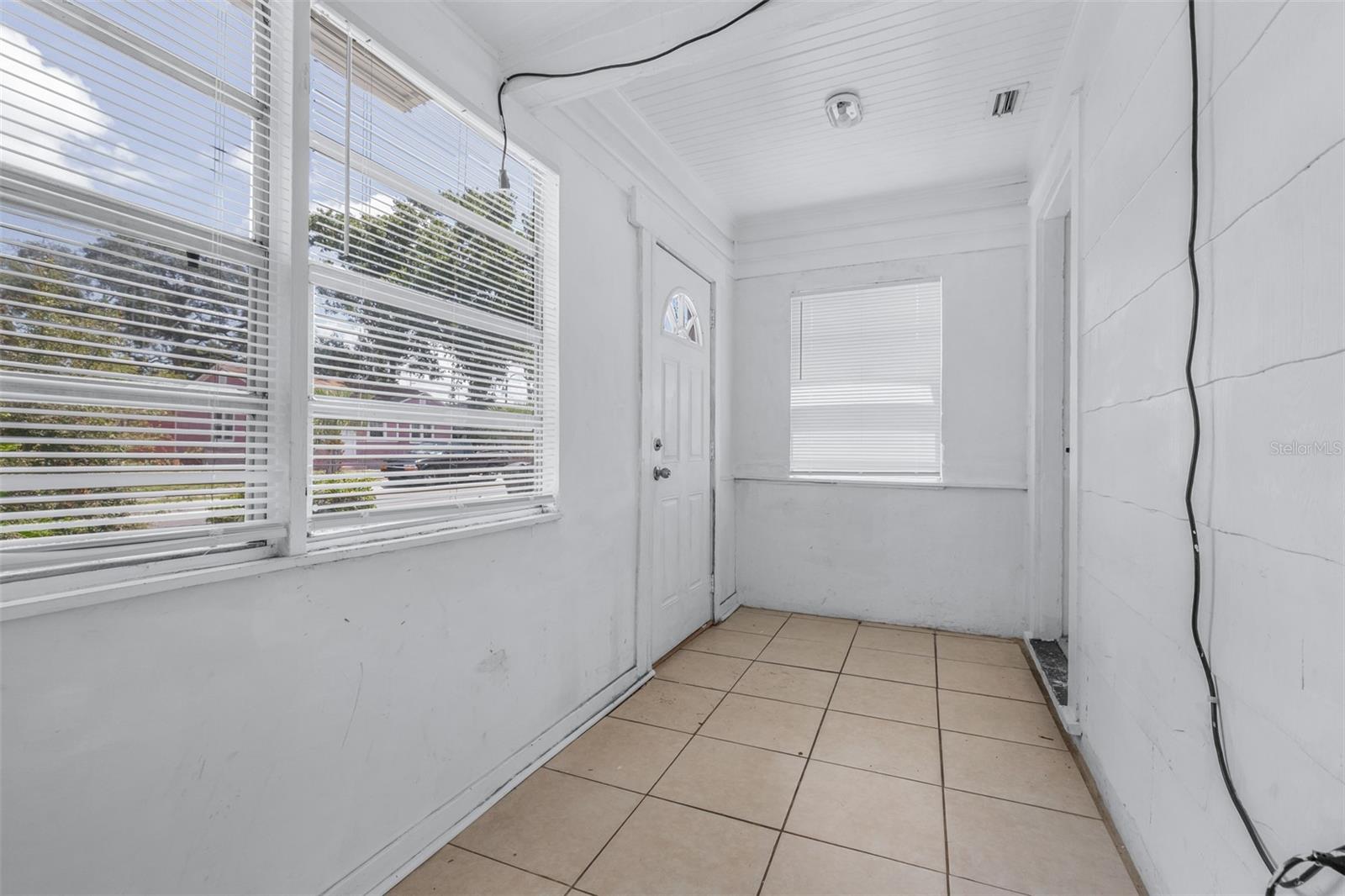 1311 PRESCOTT ST S — photo 3