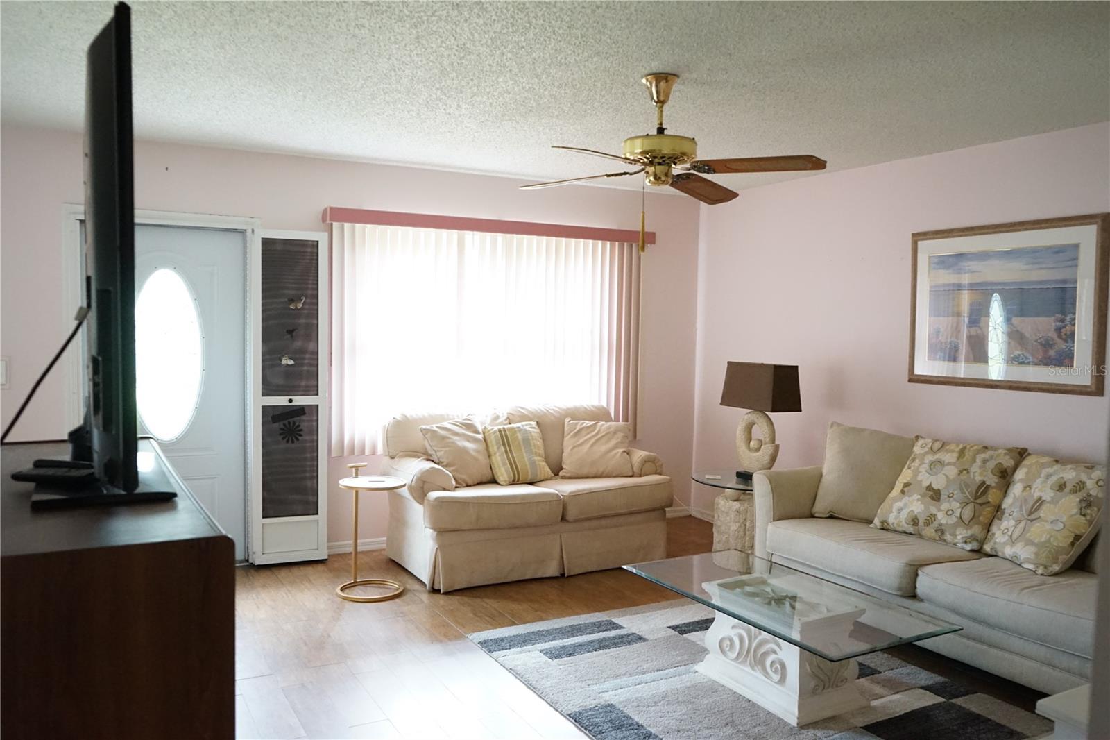 1904 CANTERBURY LN #24 — photo 7