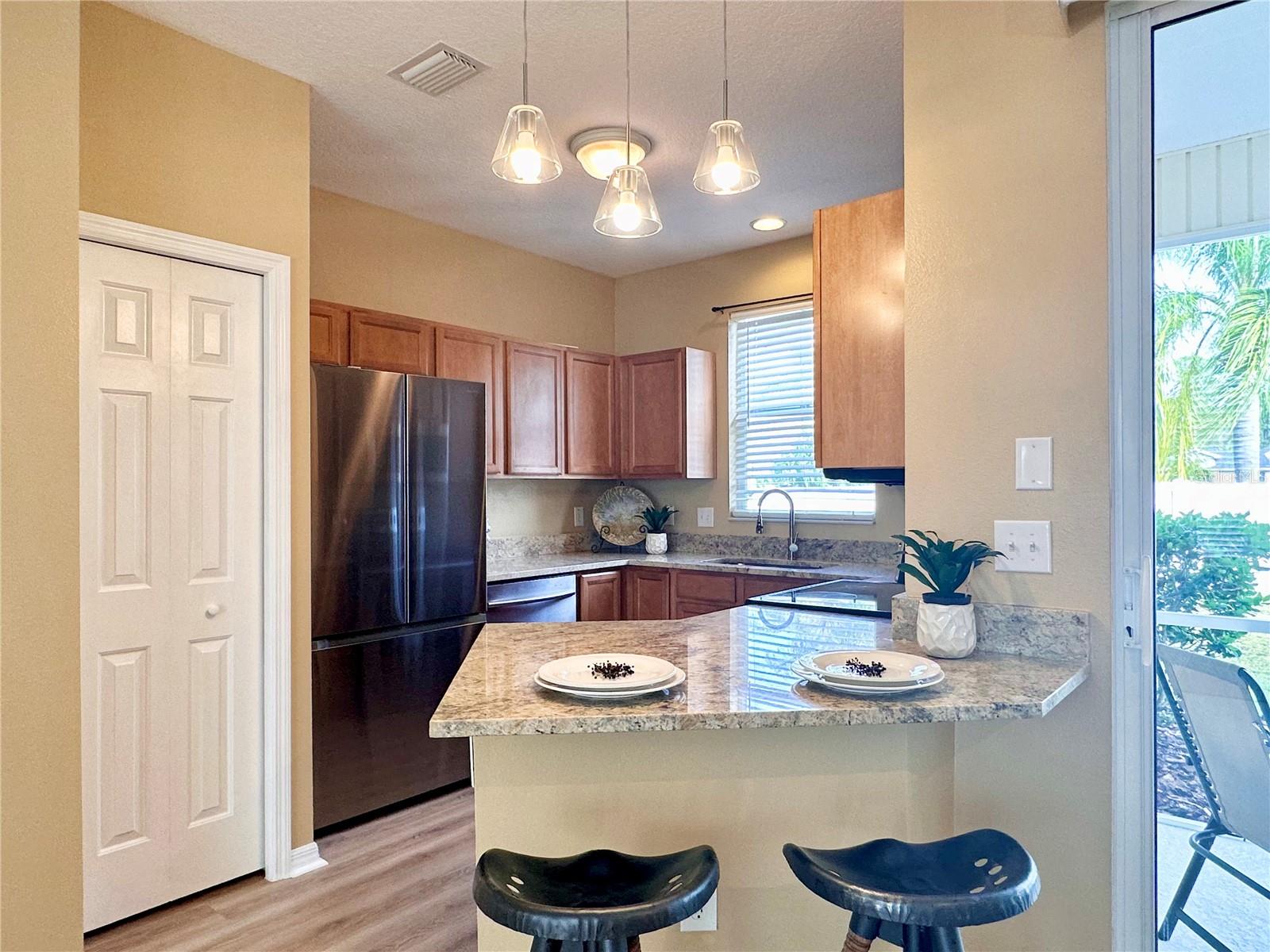12276 COUNTRY WHITE CIR — photo 2