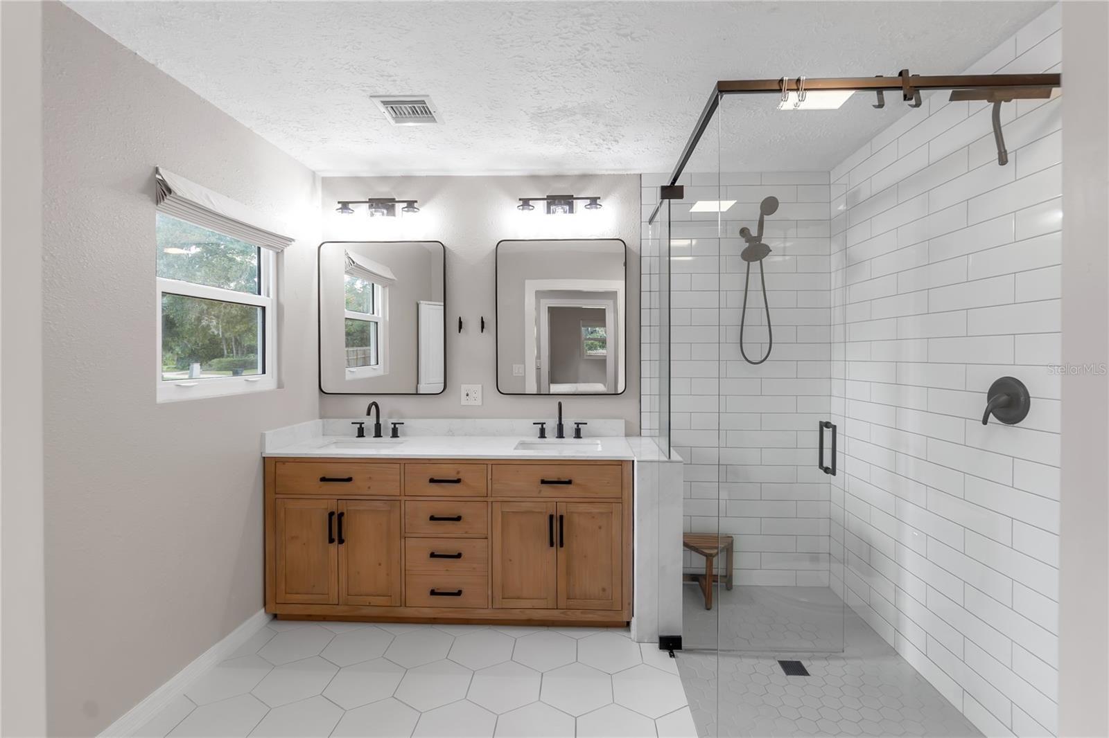 11304 LEPRECHAUN DR — photo 18