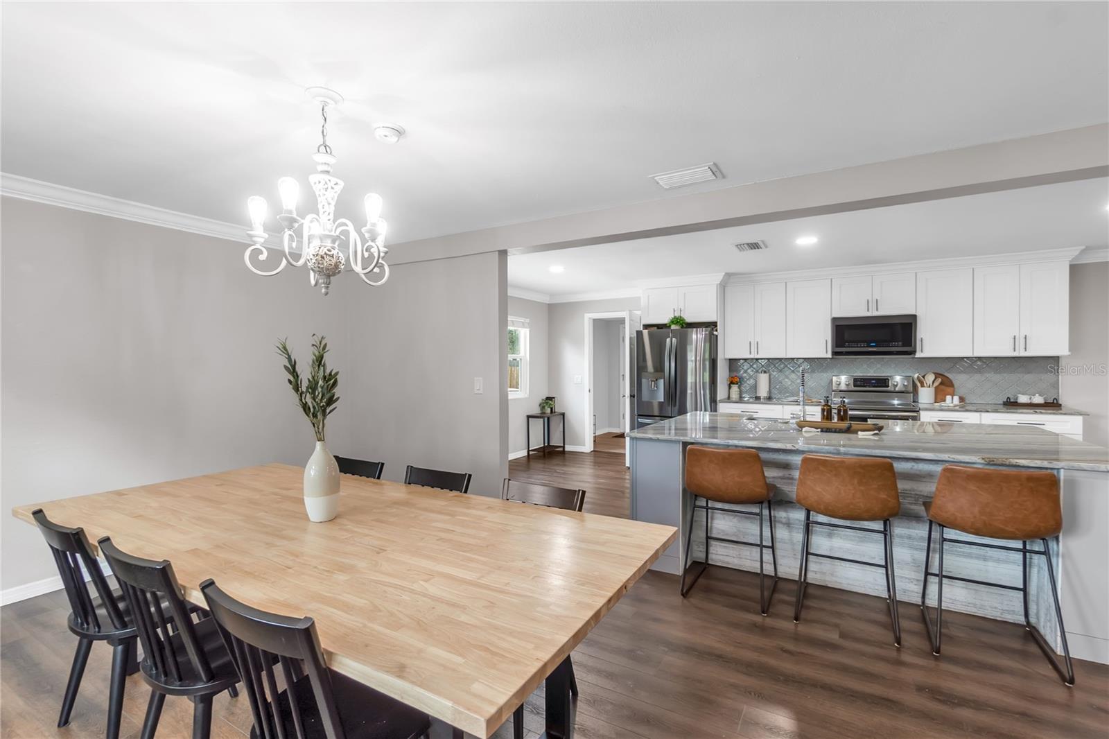 11304 LEPRECHAUN DR — photo 8