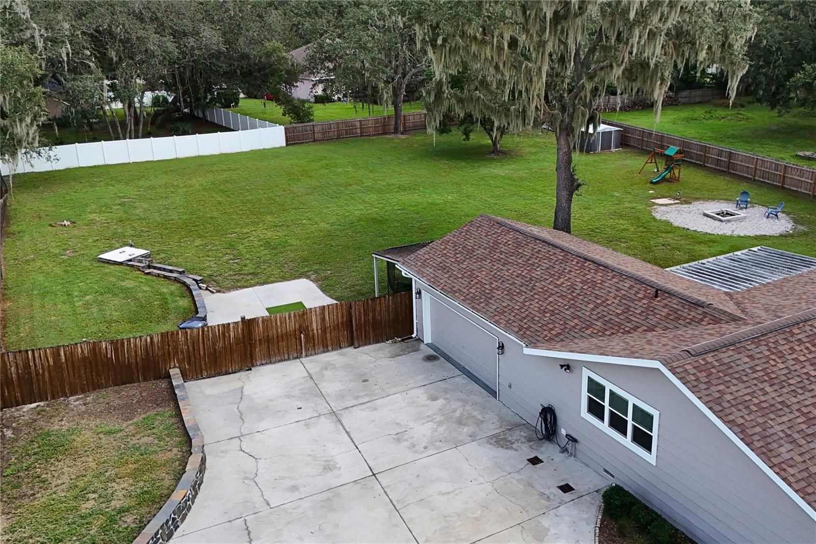 11304 LEPRECHAUN DR — photo 32