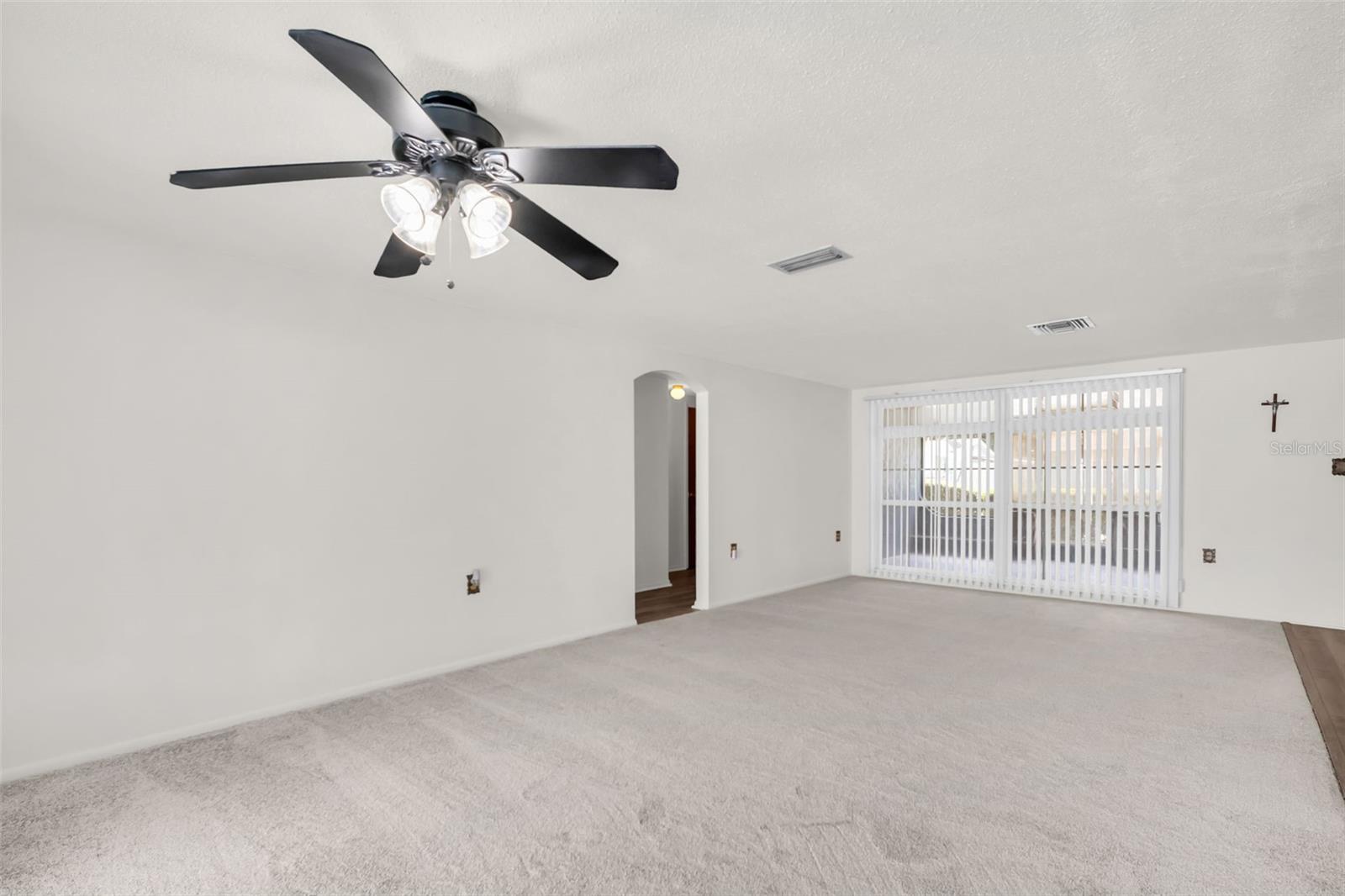 7825 BLOOMFIELD DR — photo 7