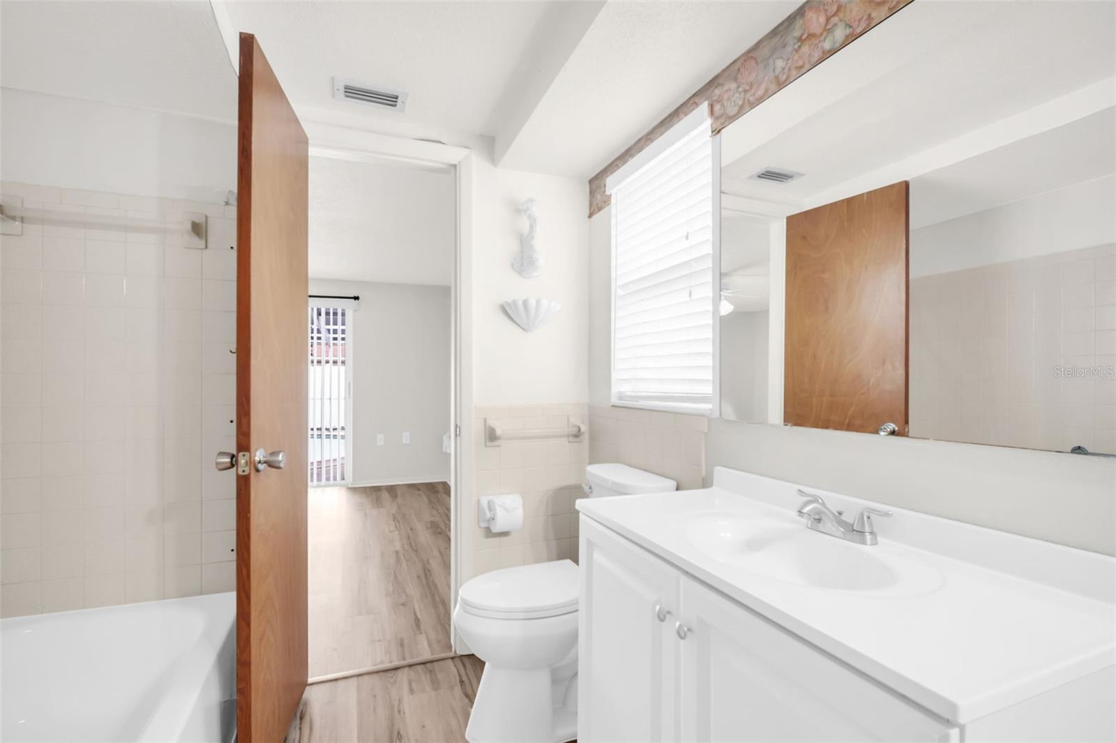 7825 BLOOMFIELD DR — photo 43