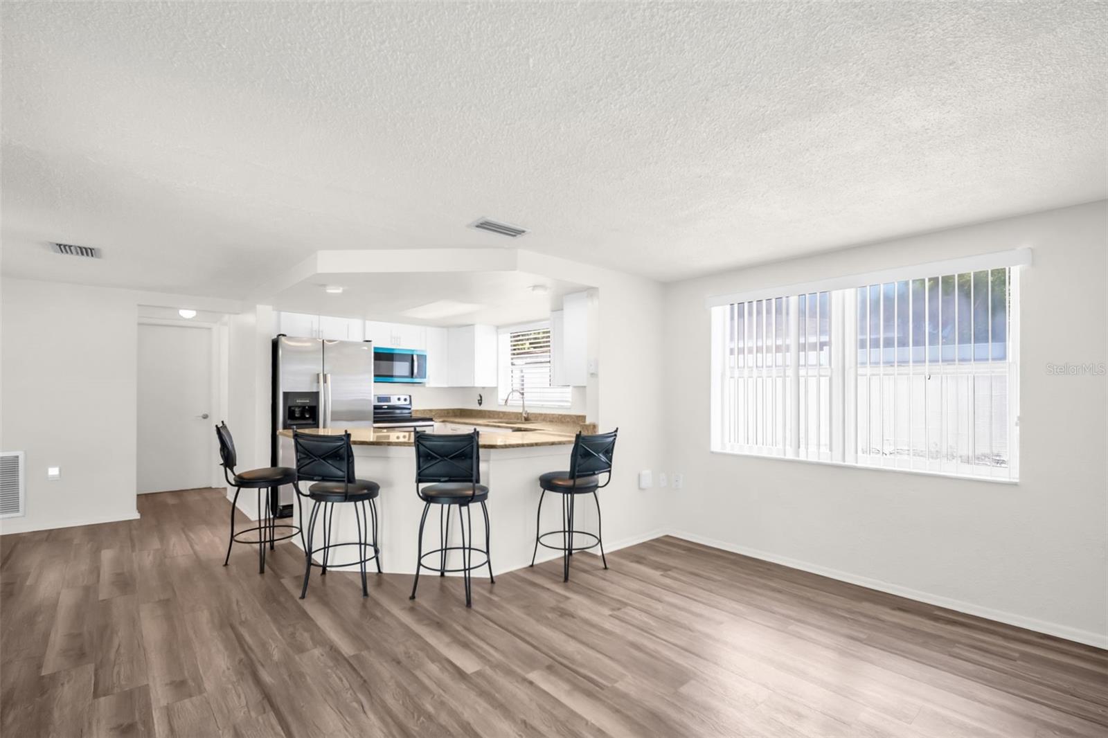 7825 BLOOMFIELD DR — photo 15