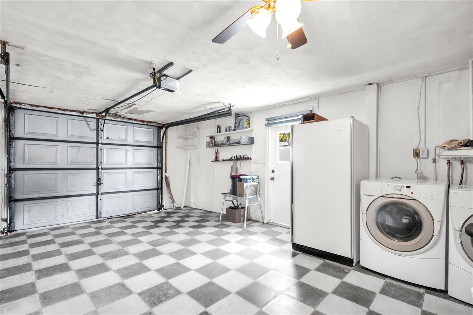 7825 BLOOMFIELD DR — photo 57