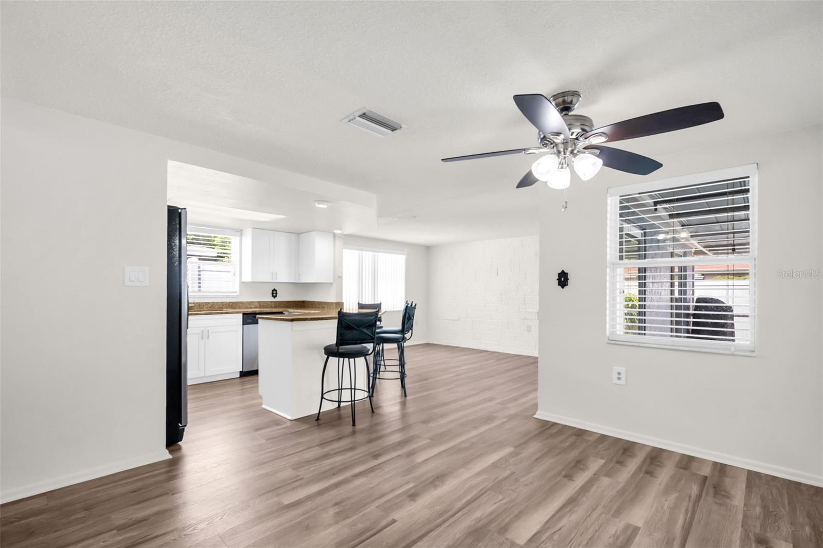 7825 BLOOMFIELD DR — photo 16