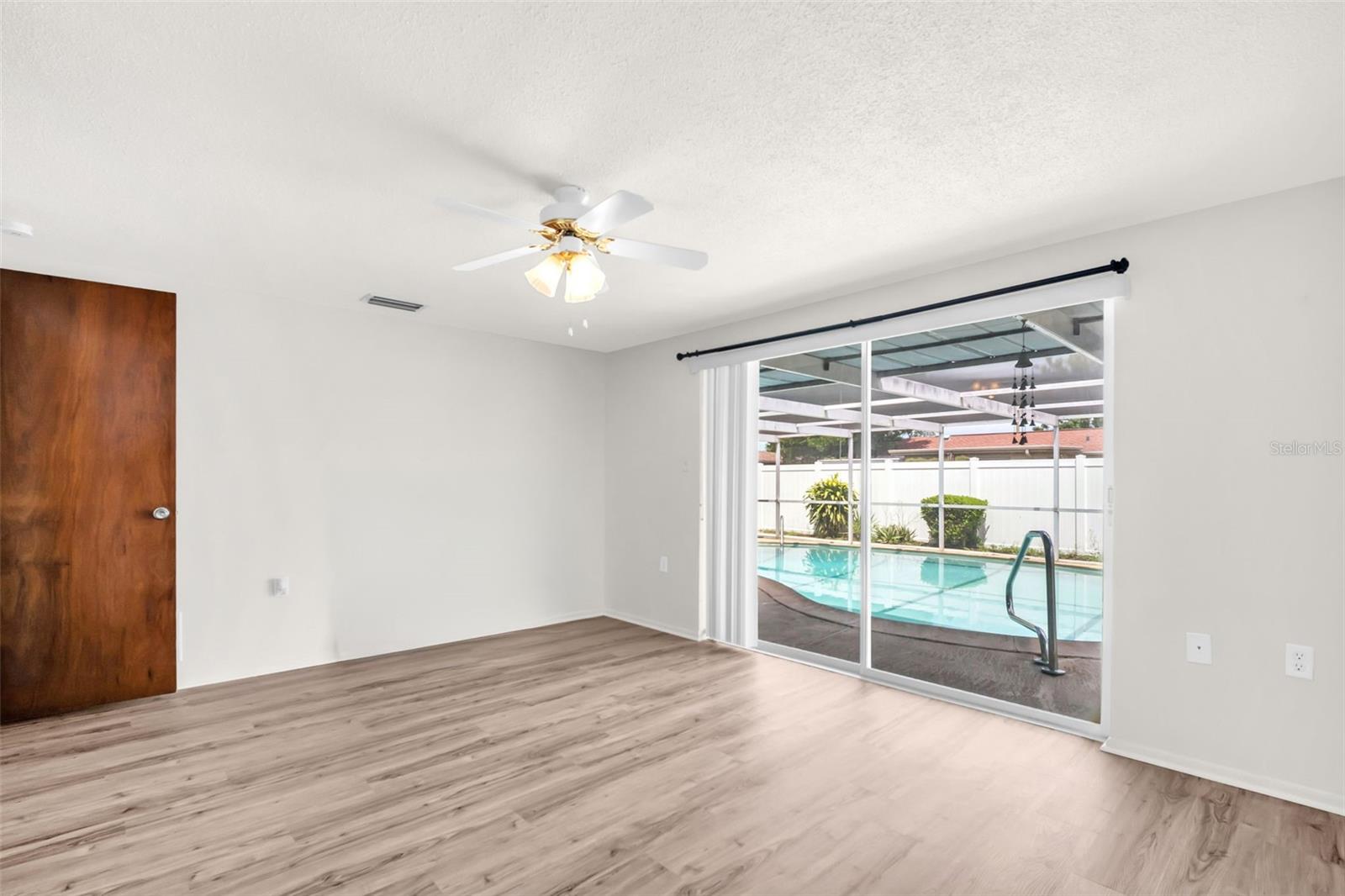 7825 BLOOMFIELD DR — photo 36