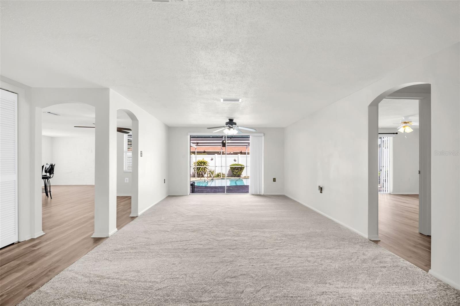 7825 BLOOMFIELD DR — photo 6