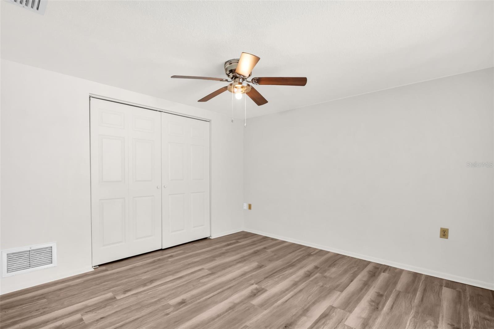 7825 BLOOMFIELD DR — photo 49