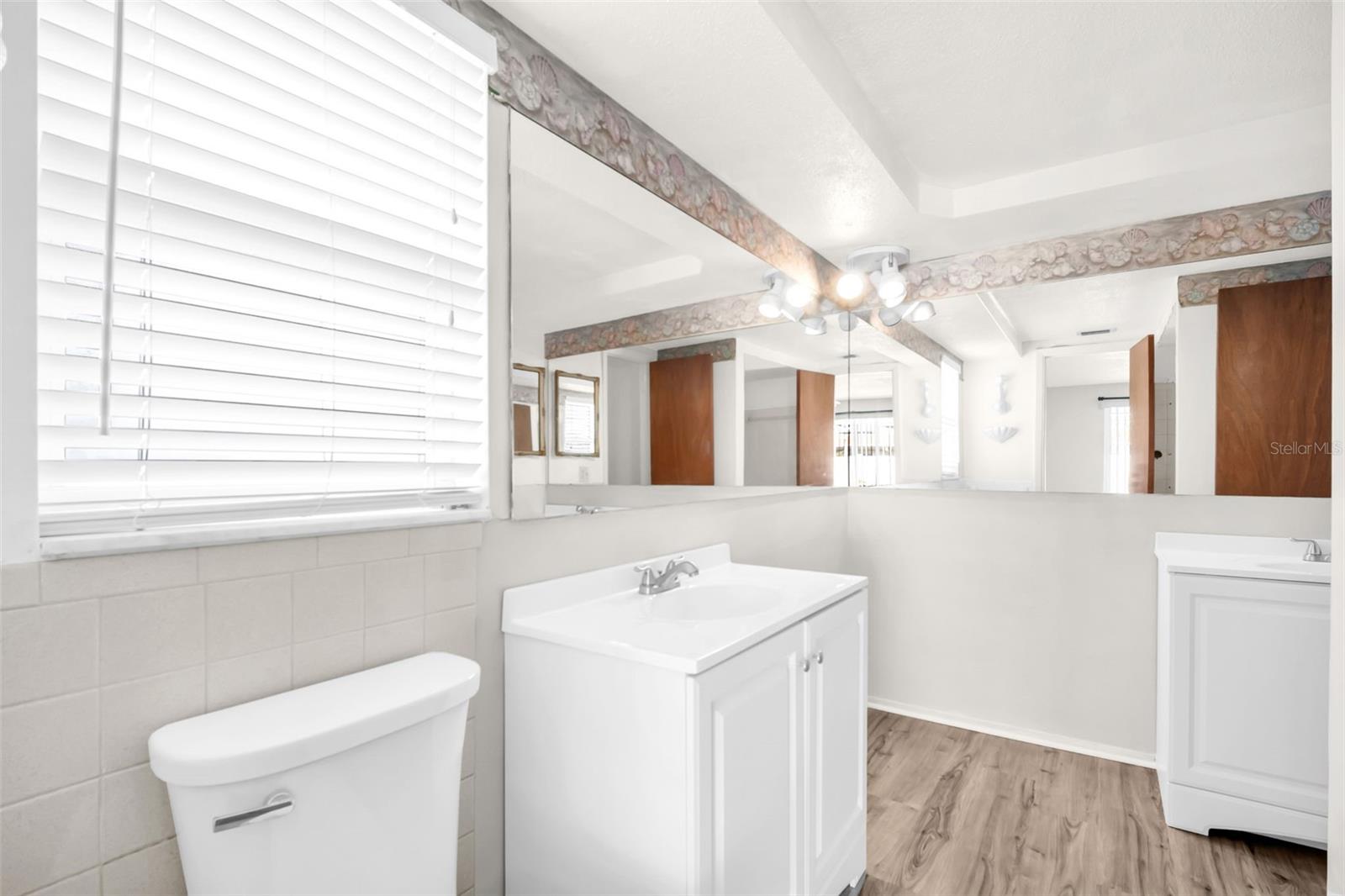 7825 BLOOMFIELD DR — photo 52