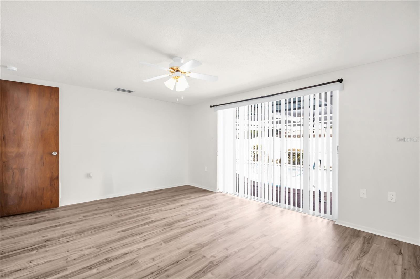 7825 BLOOMFIELD DR — photo 41