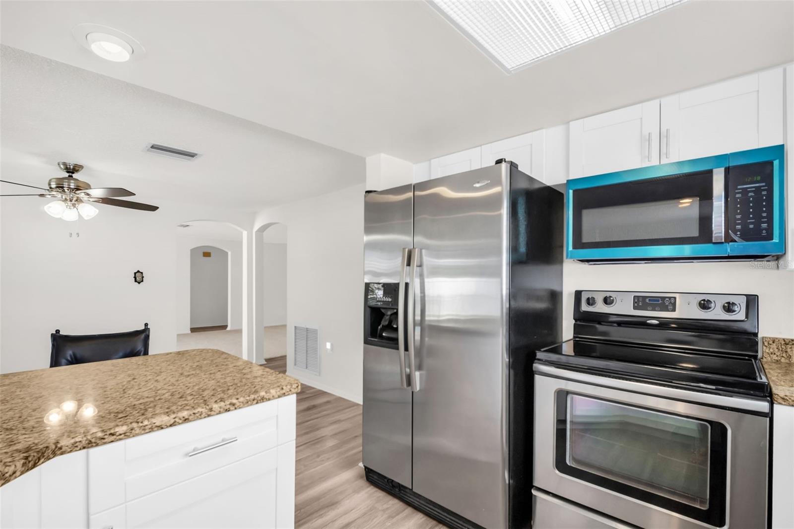 7825 BLOOMFIELD DR — photo 11