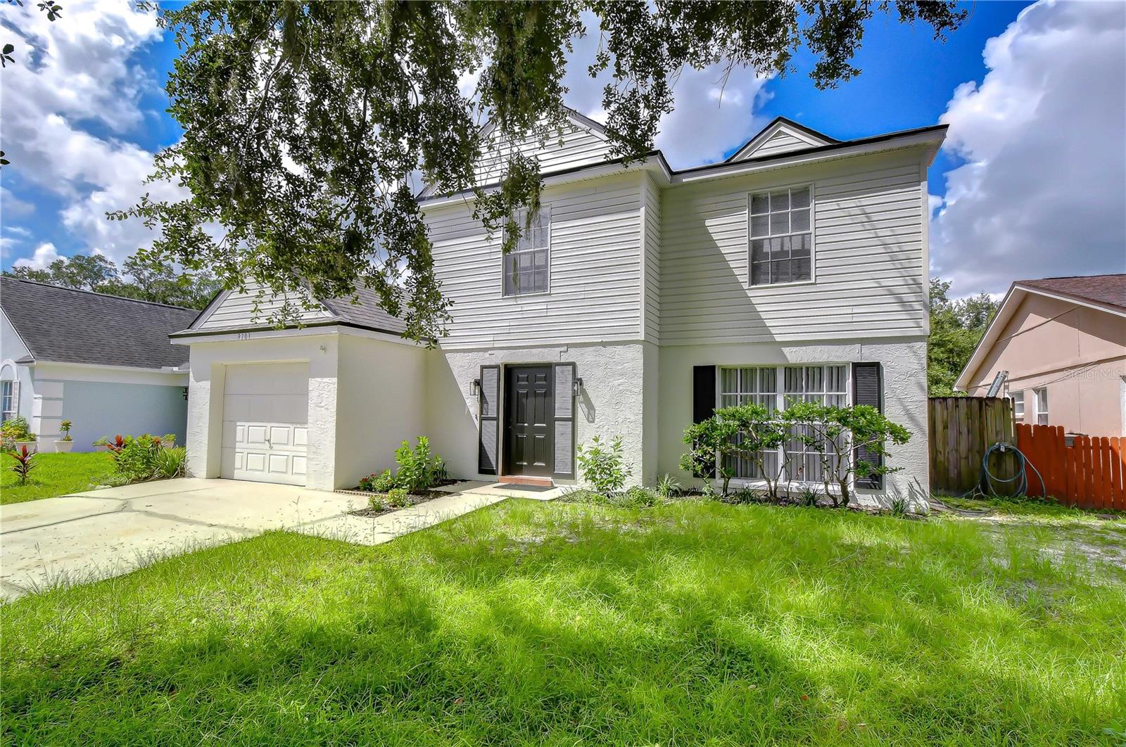 9703 FOX HOLLOW RD — photo 3